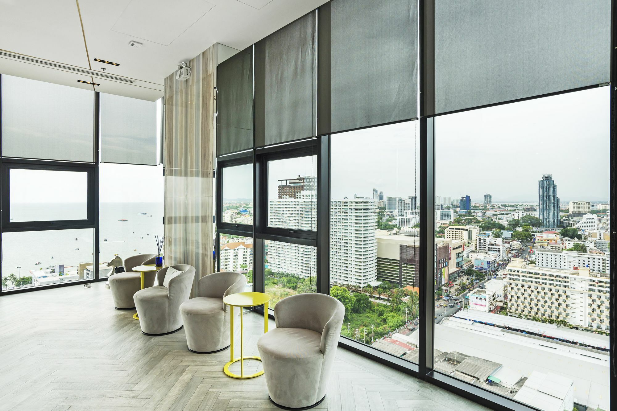 Favstay - The Base Central Pattaya Luaran gambar